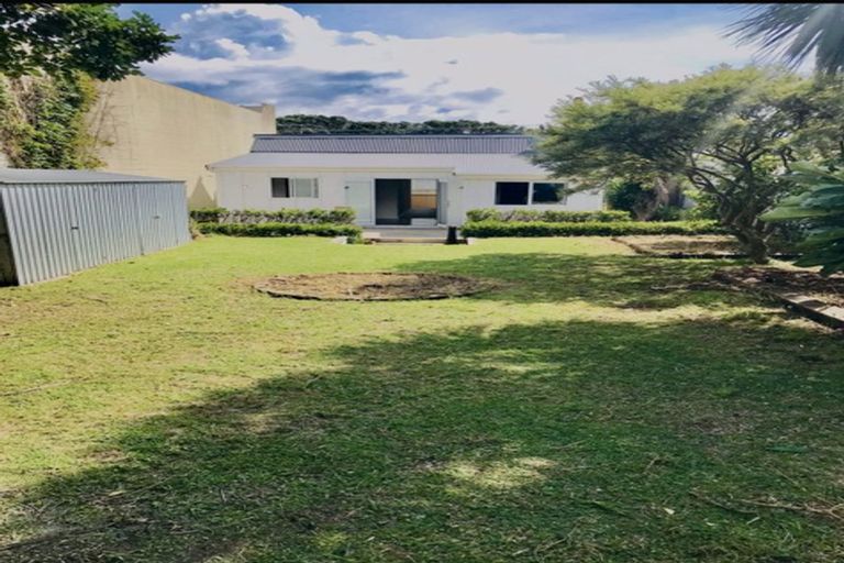 Photo of property in 35 Hine Street, New Plymouth, 4310