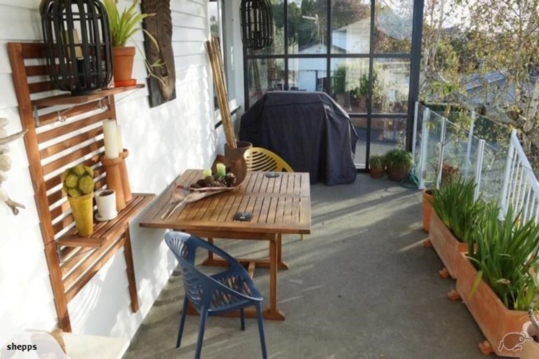 Photo of property in 223 Powderham Street, New Plymouth, 4310