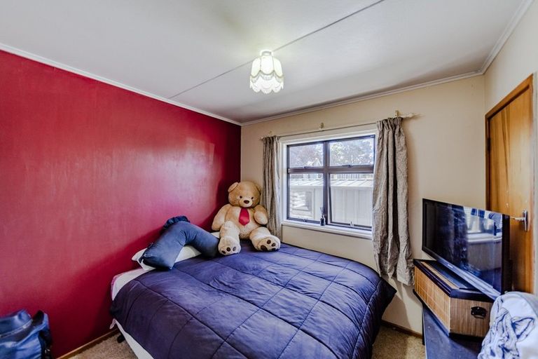 Photo of property in 18 Montgomery Street, Waipukurau, 4200