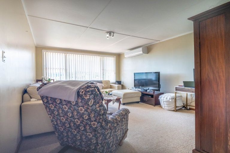 Photo of property in 19 Mcinnes Avenue, Te Kamo, Whangarei, 0112