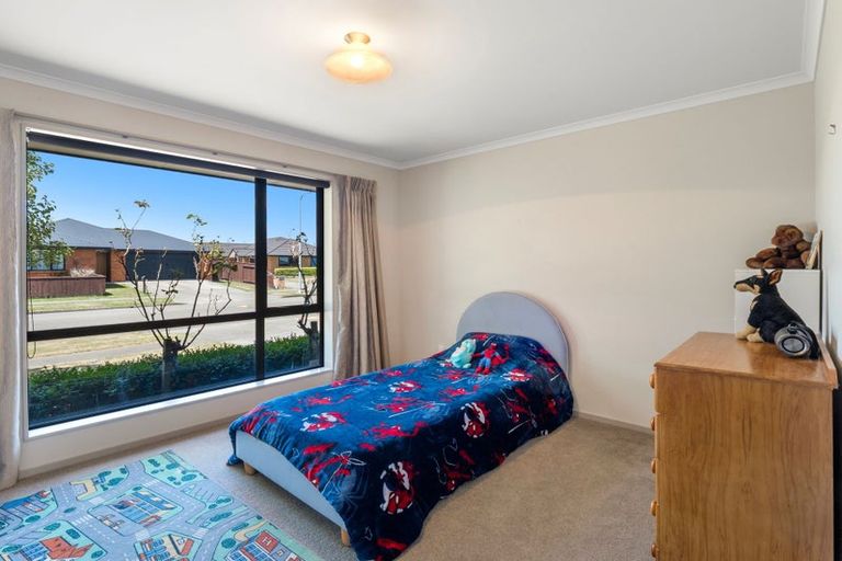 Photo of property in 47 Geneva Terrace, Kelvin Grove, Palmerston North, 4414
