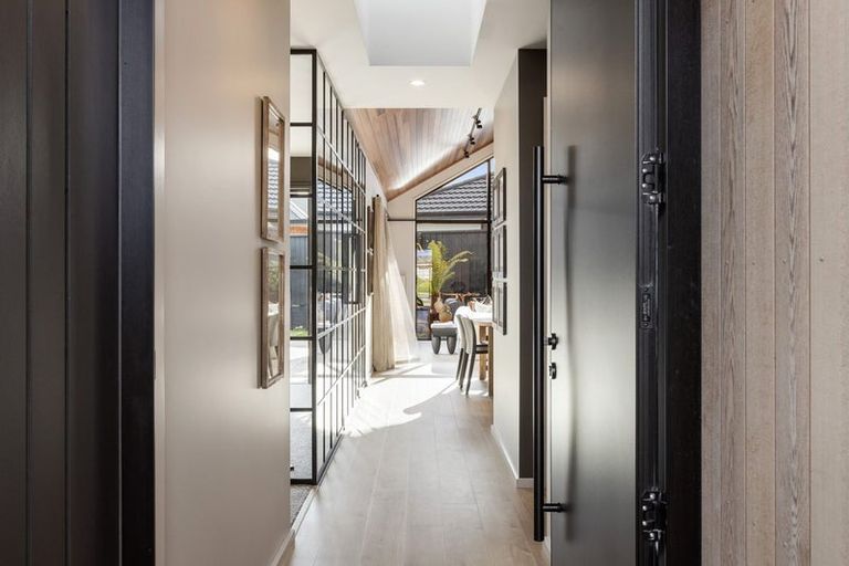 Photo of property in 56 Tironui Drive, Taradale, Napier, 4112