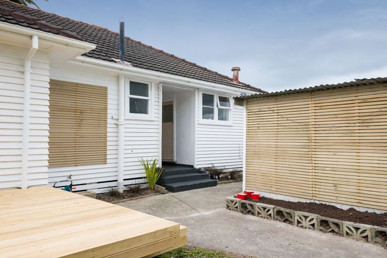Photo of property in 3 Wakefield Street, Awapuni, Palmerston North, 4412