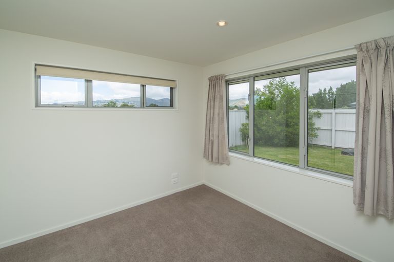 Photo of property in 18 Munich Place, Bromley, Christchurch, 8062