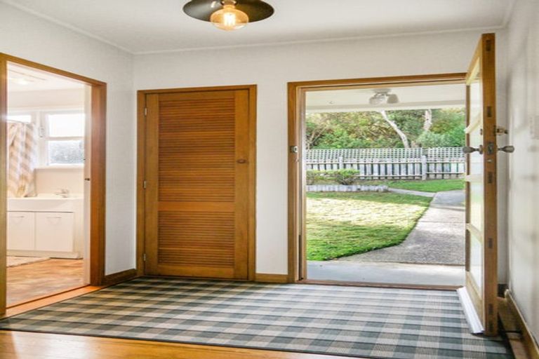 Photo of property in 60 Bould Street, Johnsonville, Wellington, 6037