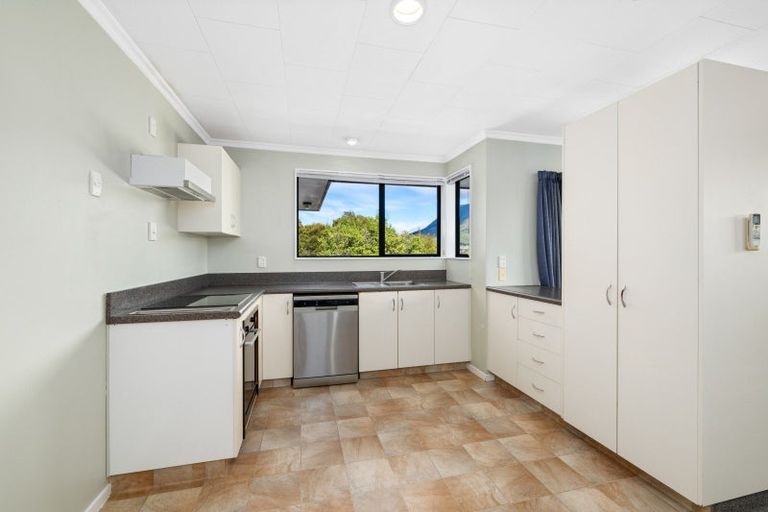 Photo of property in 79d Milton Terrace, Picton, 7220