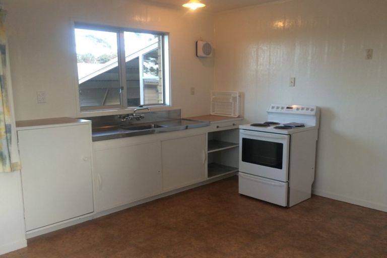 Photo of property in 32b Everard Avenue, Army Bay, Whangaparaoa, 0930