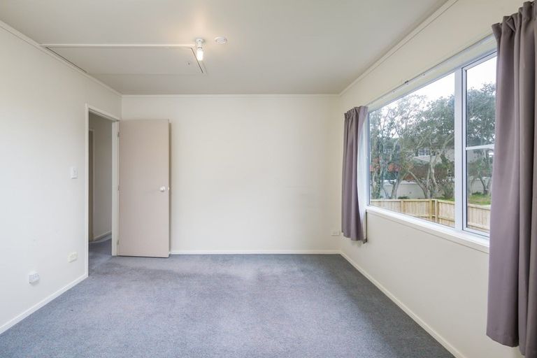 Photo of property in 225 Bleakhouse Road, Mellons Bay, Auckland, 2014