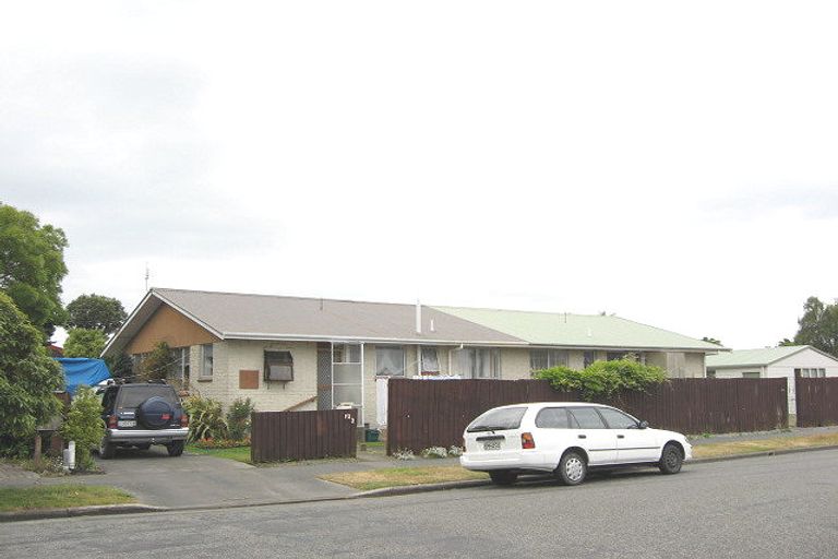 Photo of property in 2/2 Ingrid Street, Parklands, Christchurch, 8083