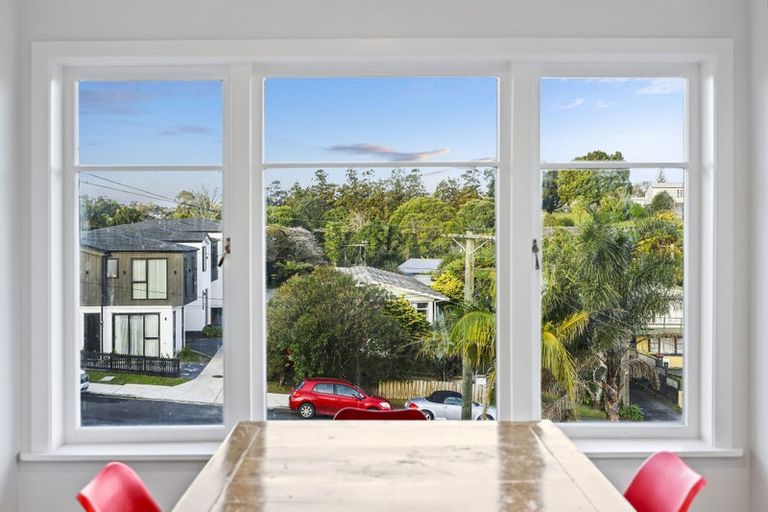 Photo of property in 38 Angelo Avenue, Howick, Auckland, 2014