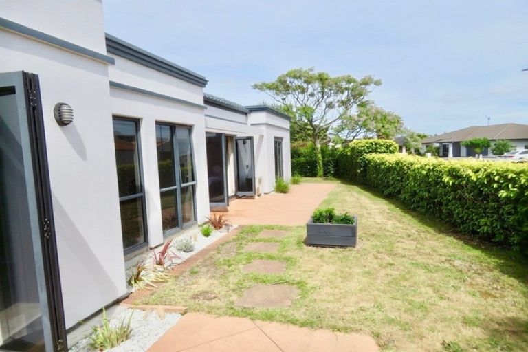 Photo of property in 2 Havana Key, Papamoa Beach, Papamoa, 3118