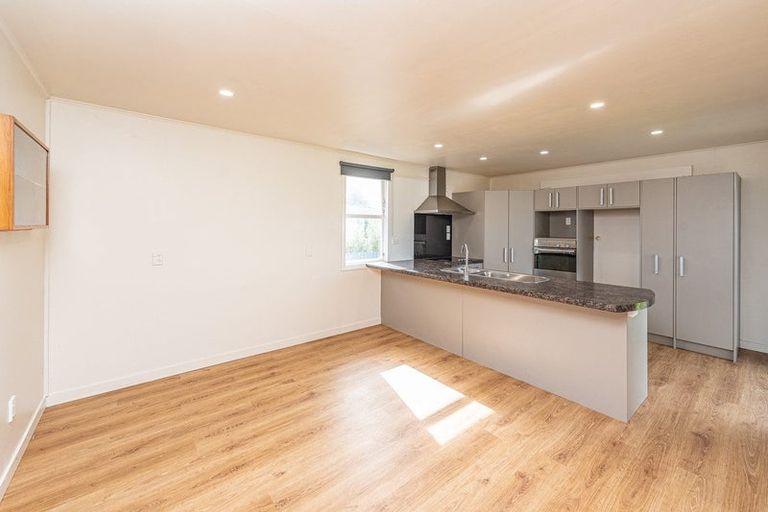 Photo of property in 46 Surrey Road, Springvale, Whanganui, 4501