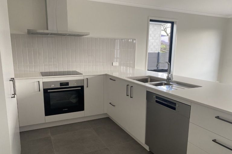 Photo of property in 97 Glenbervie Drive, Glenbervie, 0173