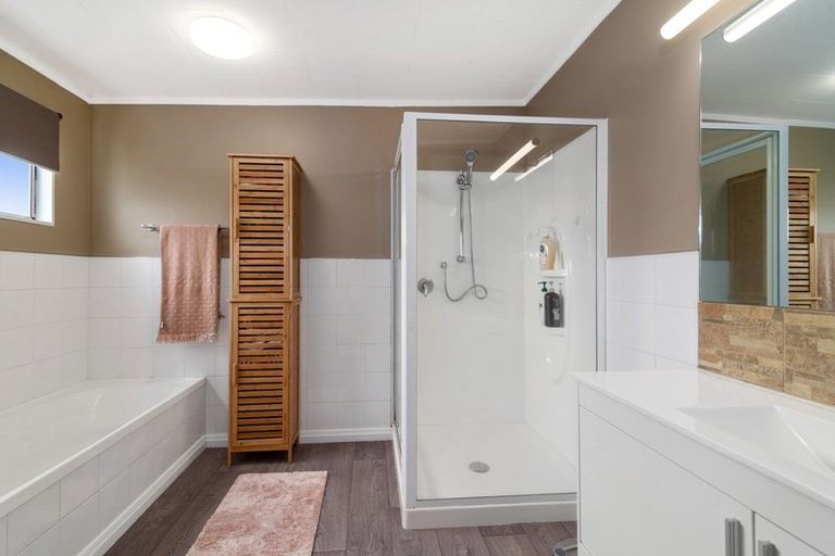 Photo of property in 12 Waimate Crescent, Tokoroa, 3420