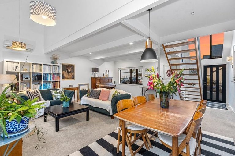 Photo of property in 5/140 Office Road, Merivale, Christchurch, 8014