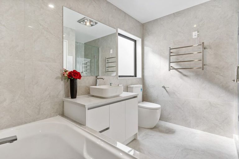 Photo of property in 139 Grove Road, Papakura, 2110