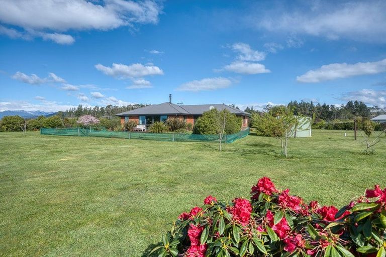 Photo of property in 38 Mehrtens Road, Arahura Valley, Hokitika, 7882