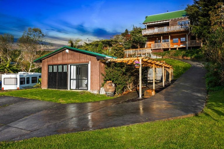 Photo of property in 53 Stillwater Crescent, Stillwater, Silverdale, 0993