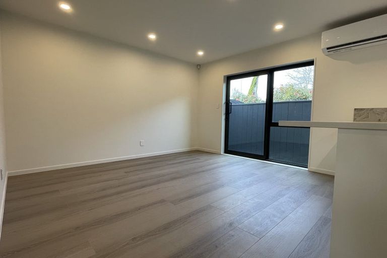 Photo of property in 75c Cardiff Road, Pakuranga, Auckland, 2010