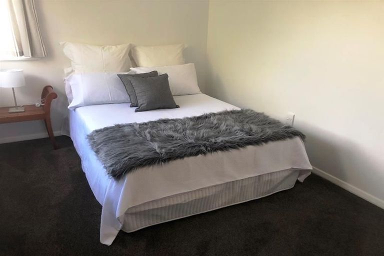 Photo of property in 30 Saint Annes Street, Levin, 5510