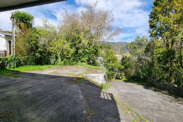 Photo of property in 13 Morrison Grove, Stokes Valley, Lower Hutt, 5019