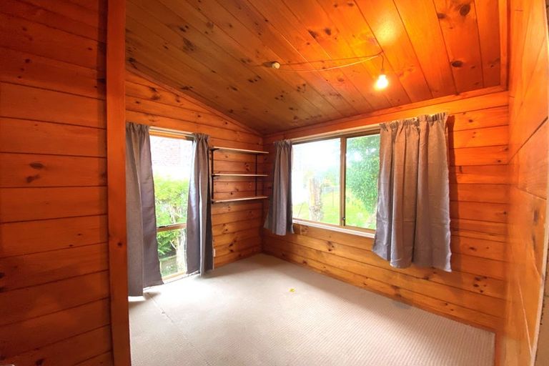 Photo of property in 43 Cheriton Road, Mellons Bay, Auckland, 2014