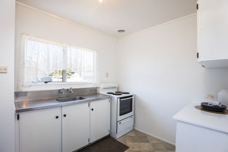 Photo of property in 70 Hume Street, Waitara, 4320