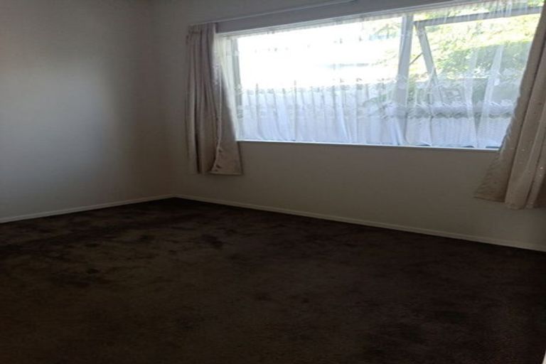 Photo of property in 8 Ervine Place, Bucklands Beach, Auckland, 2014