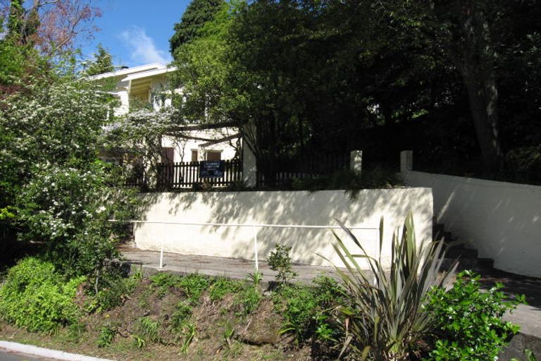 Photo of property in 46 Wellington Street, Nelson South, Nelson, 7010