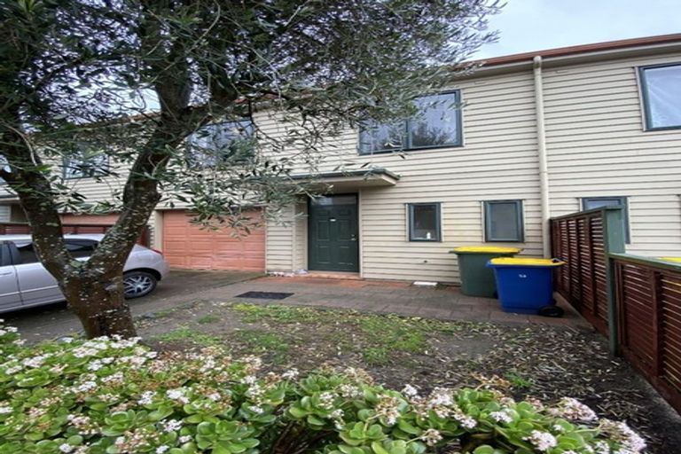 Photo of property in Tuscany Towers, 53/1 Ambrico Place, New Lynn, Auckland, 0600