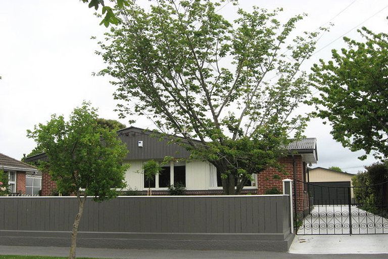 Photo of property in 24 Springbank Street, Bryndwr, Christchurch, 8053