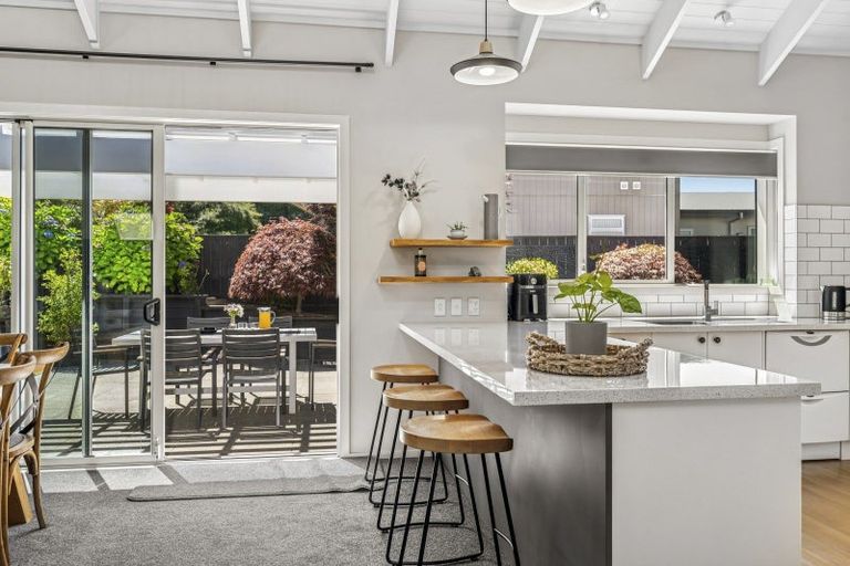 Photo of property in 9 Coprosma Crescent, Waipahihi, Taupo, 3330