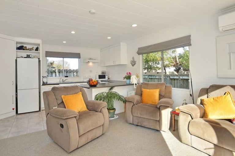 Photo of property in 7a Cotter Street, Greytown, 5712