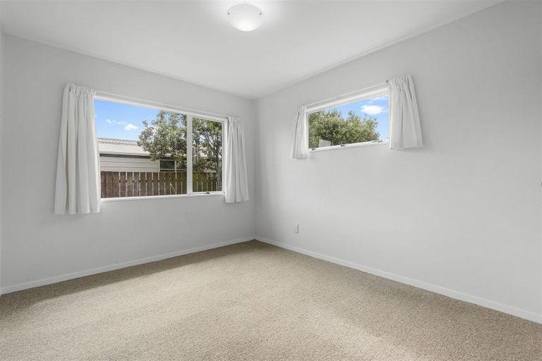 Photo of property in 261 Gravatt Road, Papamoa Beach, Papamoa, 3118