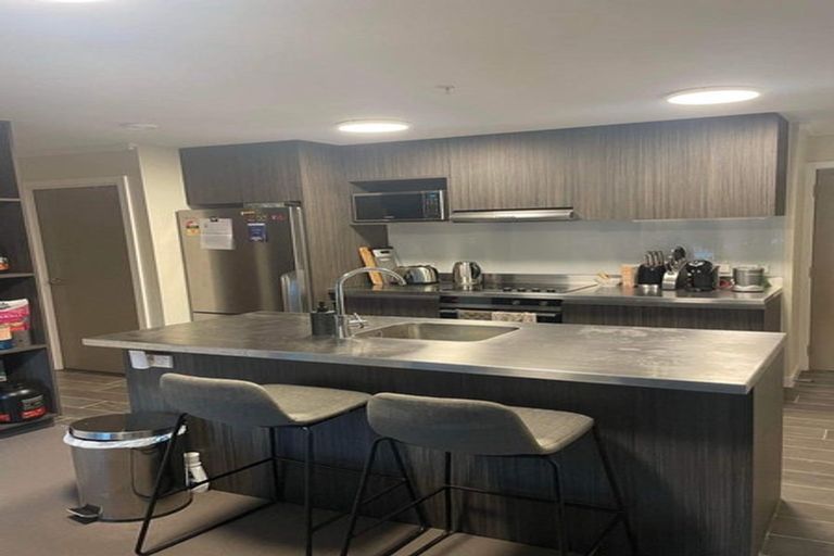 Photo of property in Frame Apartments, 1003/111 Molesworth Street, Thorndon, Wellington, 6011