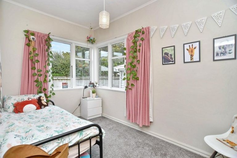 Photo of property in 2 Swynford Lane, Spreydon, Christchurch, 8024