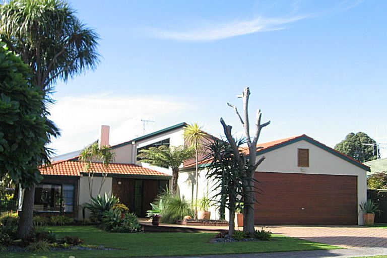 Photo of property in 9 Takapu Street, Matua, Tauranga, 3110