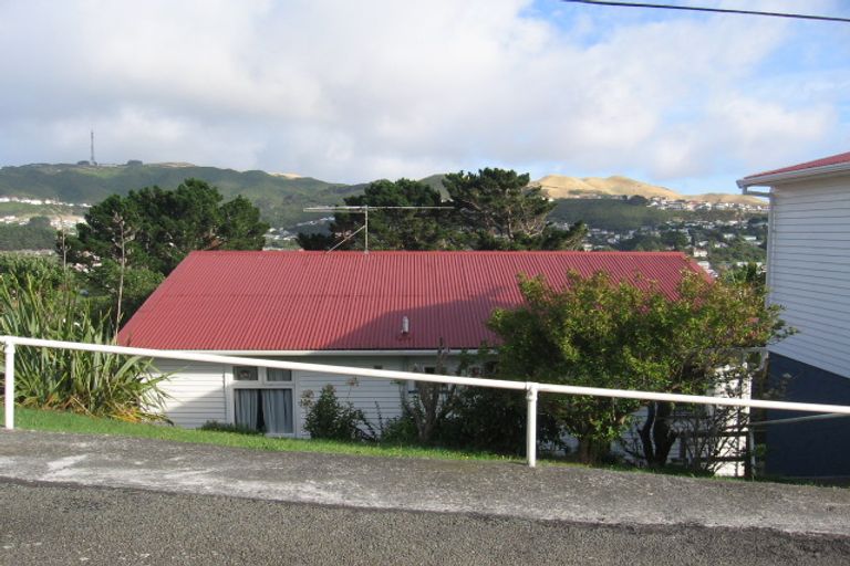 Photo of property in 26 Sheridan Terrace, Johnsonville, Wellington, 6037