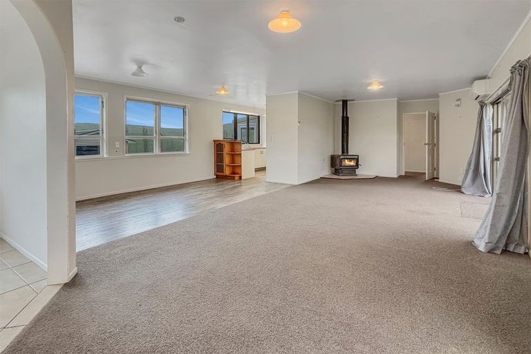 Photo of property in 122 Mangawhai Road, Wellsford, 0975