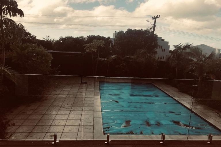 Photo of property in 79 Hastings Road, Mairangi Bay, Auckland, 0630