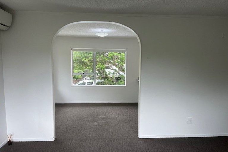 Photo of property in 1/57 Butley Drive, Farm Cove, Auckland, 2012