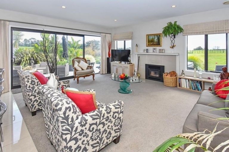 Photo of property in 35 Church View Road, Waiau Pa, Pukekohe, 2679