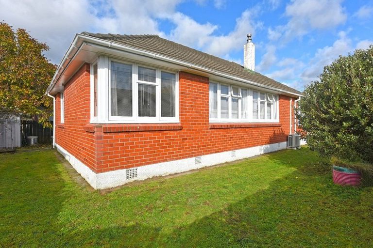 Photo of property in 1/9 Mchardie Street, Trentham, Upper Hutt, 5018