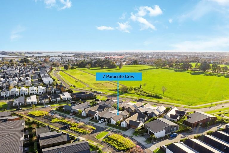 Photo of property in 7 Parachute Crescent, Papakura, 2110