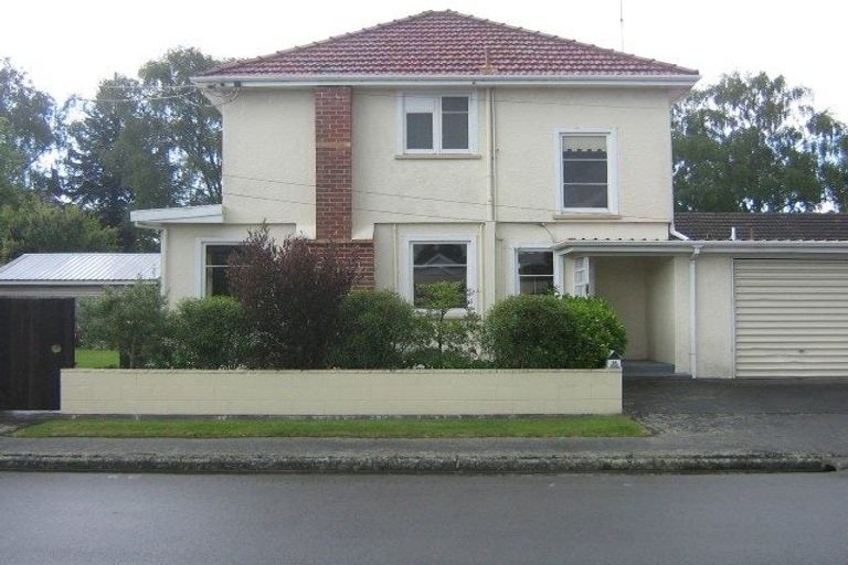 Photo of property in 2 Highgate Avenue, Merivale, Christchurch, 8014