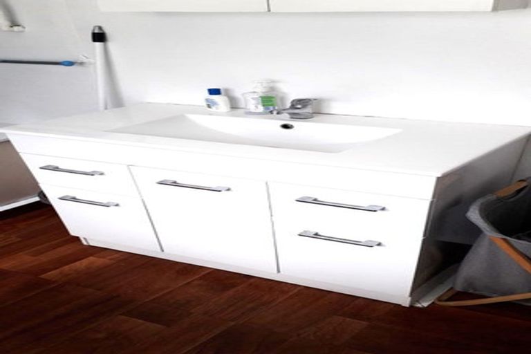 Photo of property in 11 Caroline Street, Mount Victoria, Wellington, 6011