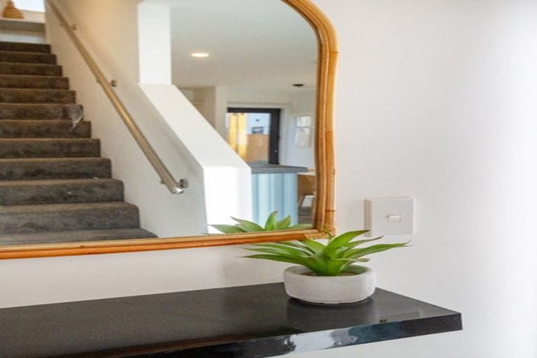 Photo of property in 11/180 Marine Parade, New Brighton, Christchurch, 8083