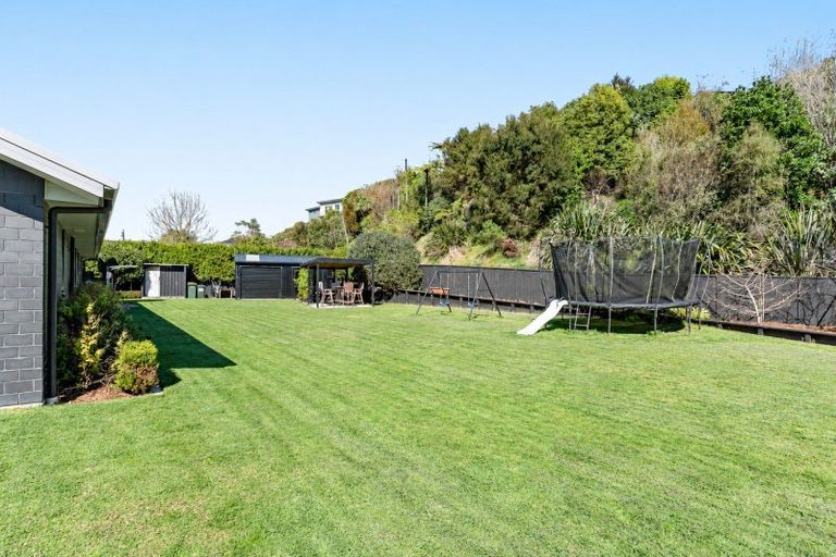 Photo of property in 26 Fernbrook Drive, Hurworth, New Plymouth, 4310