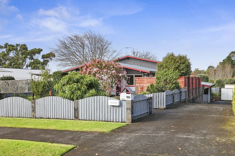 Photo of property in 167 Govett Avenue, Frankleigh Park, New Plymouth, 4310