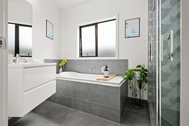 Photo of property in 2/31 Maggie Place, Chartwell, Hamilton, 3281